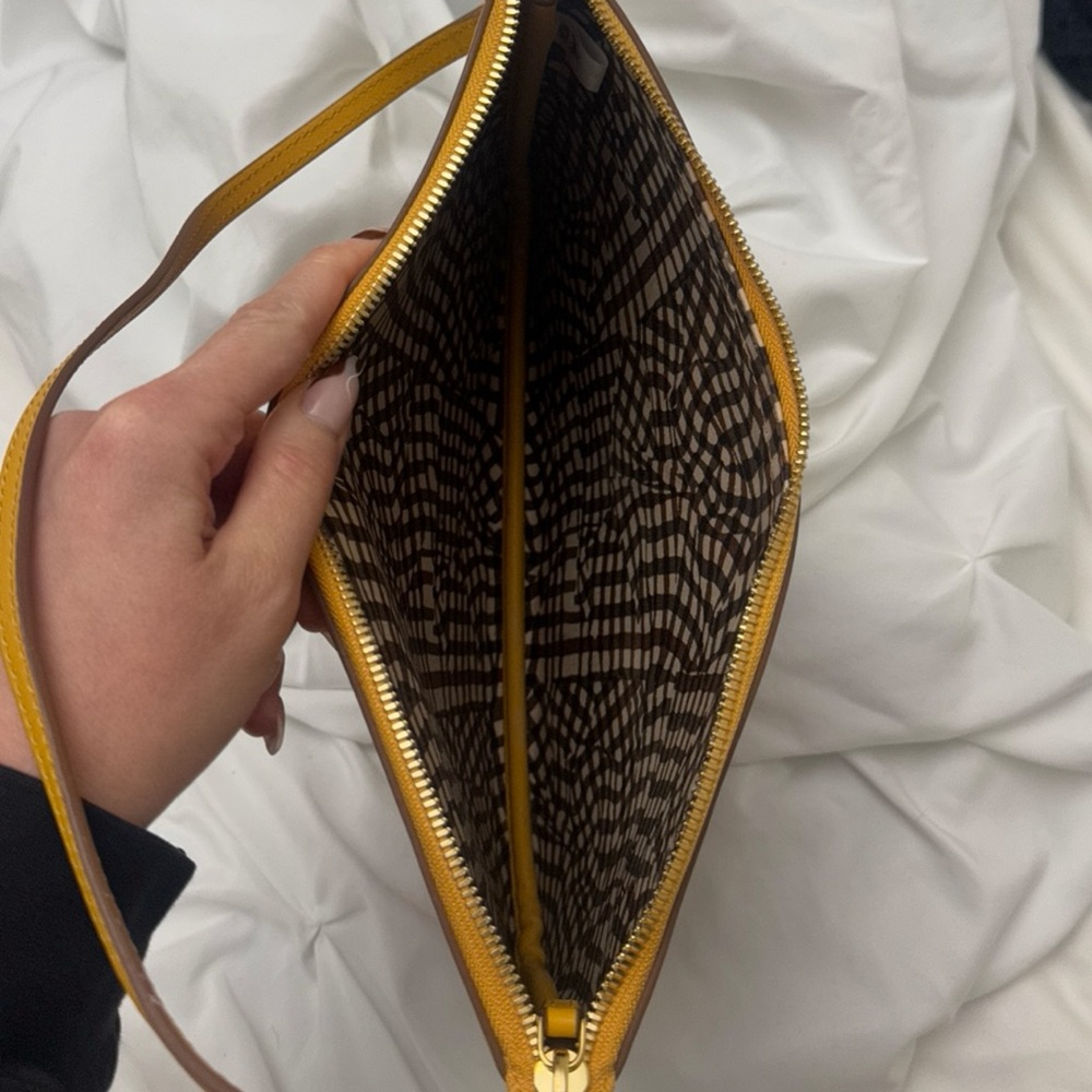 MCM Authentic Shoulder Pouch - Picture 6 of 6